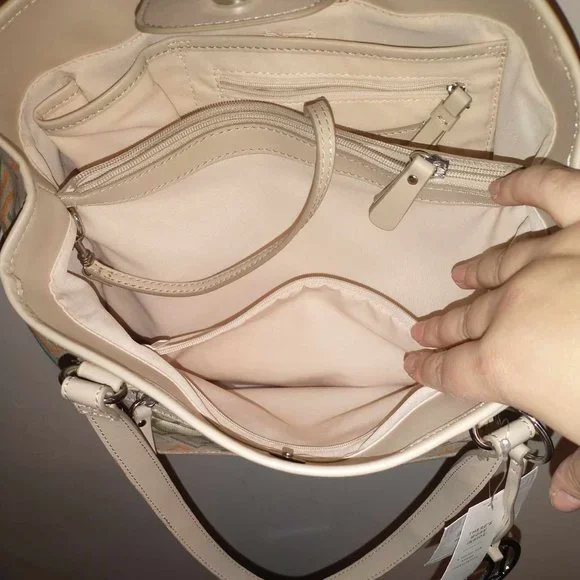 NWT Liz Claiborne Handbag, khaki with multi color LC's, - Picture 10 of 16